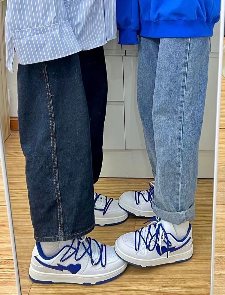 Heart Sneaker