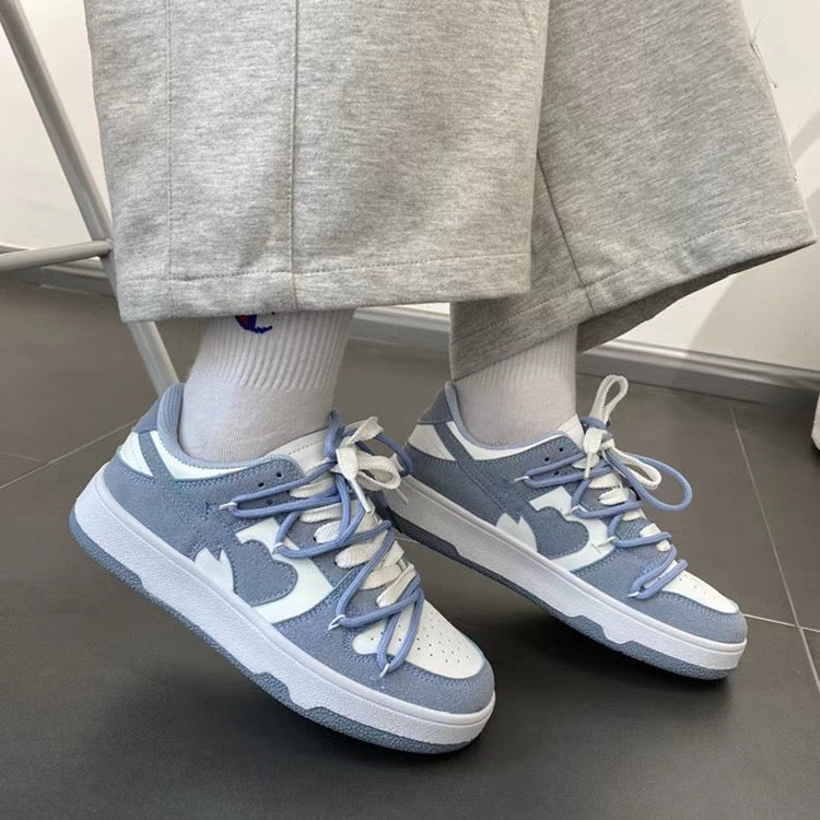 Heart Sneaker