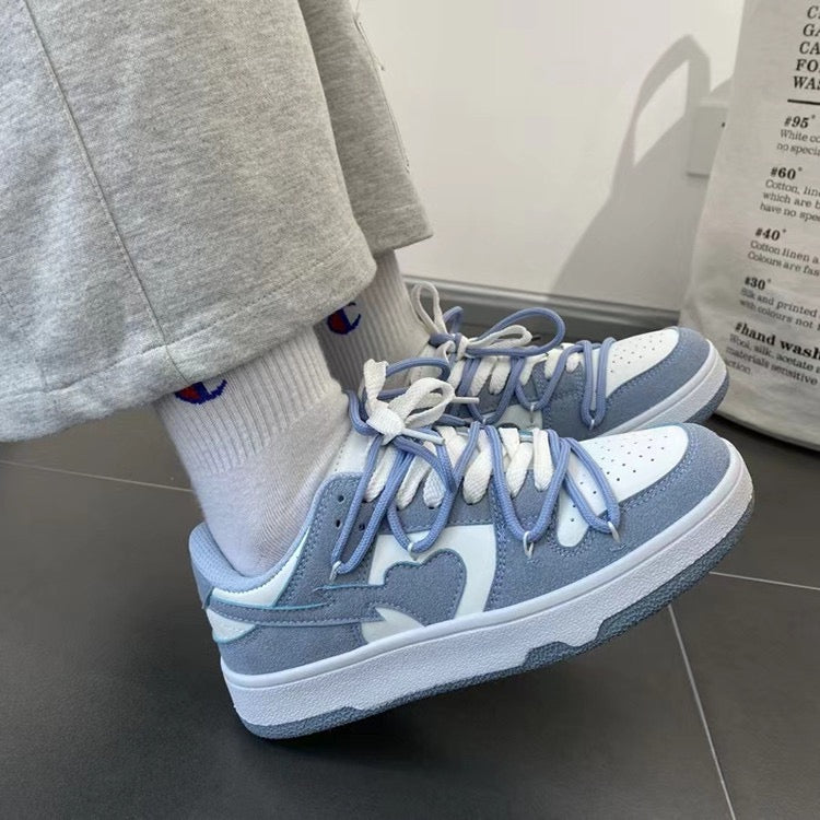 Heart Sneaker